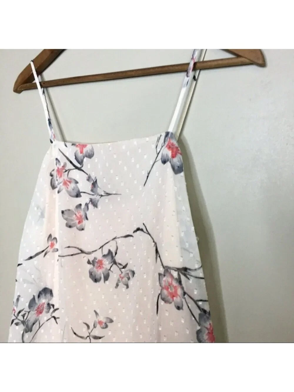 Floral Top - Picture 4 of 7